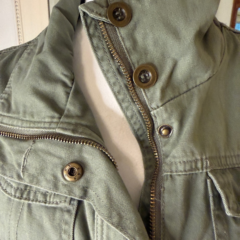 Ashley By 26 International Sage Utility Vest - Picture 7 of 10